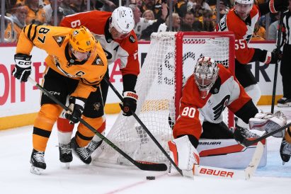 article image - Flyers Penguins Hockey
